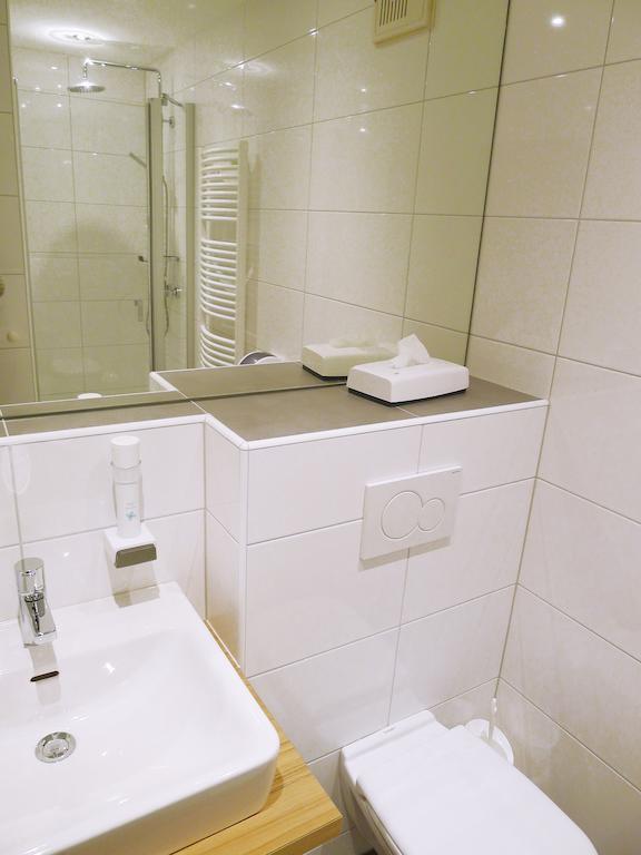 Hotel Restaurant Boeck "Roter Hahn" Sankt Poelten Room photo