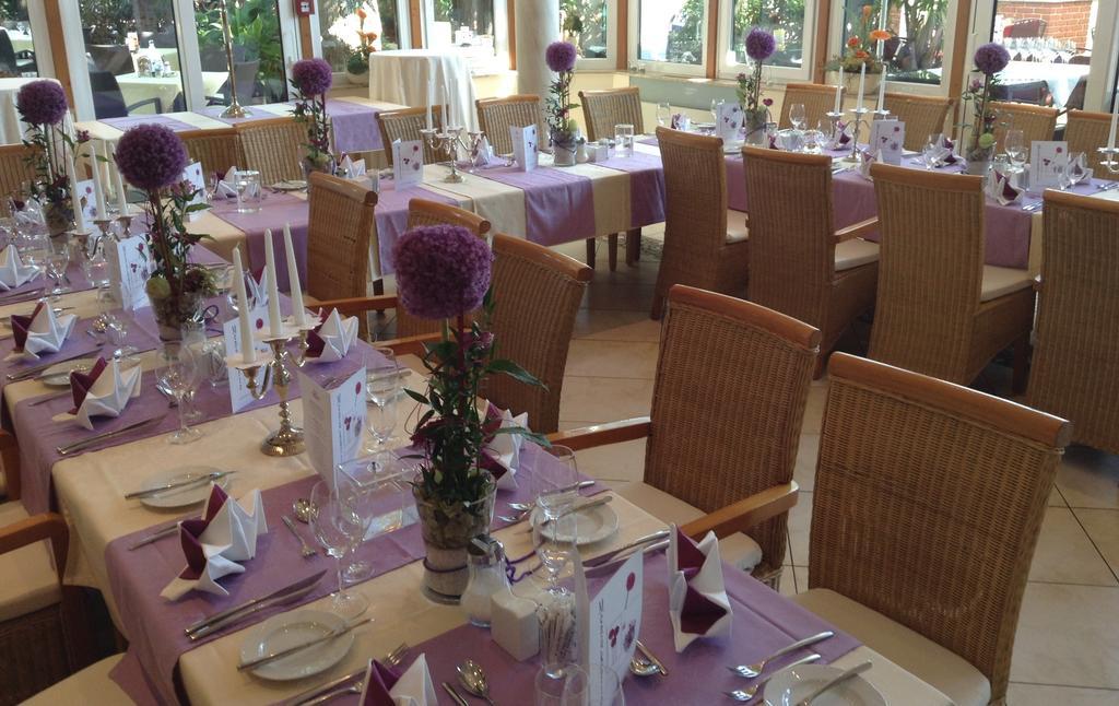 Hotel Restaurant Boeck "Roter Hahn" Sankt Poelten Exterior photo